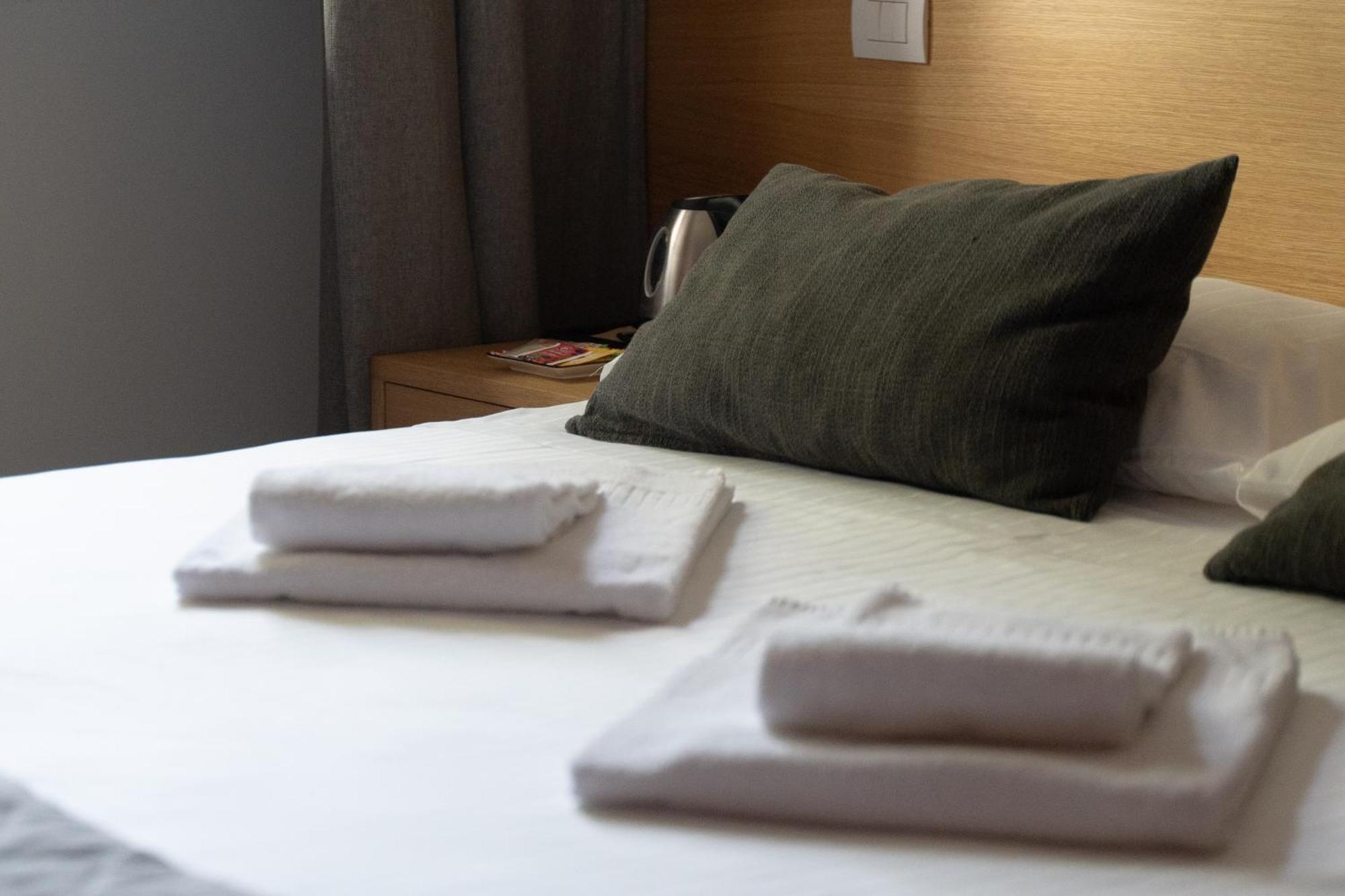 Bed And Bike เวโรนา ภายนอก รูปภาพ