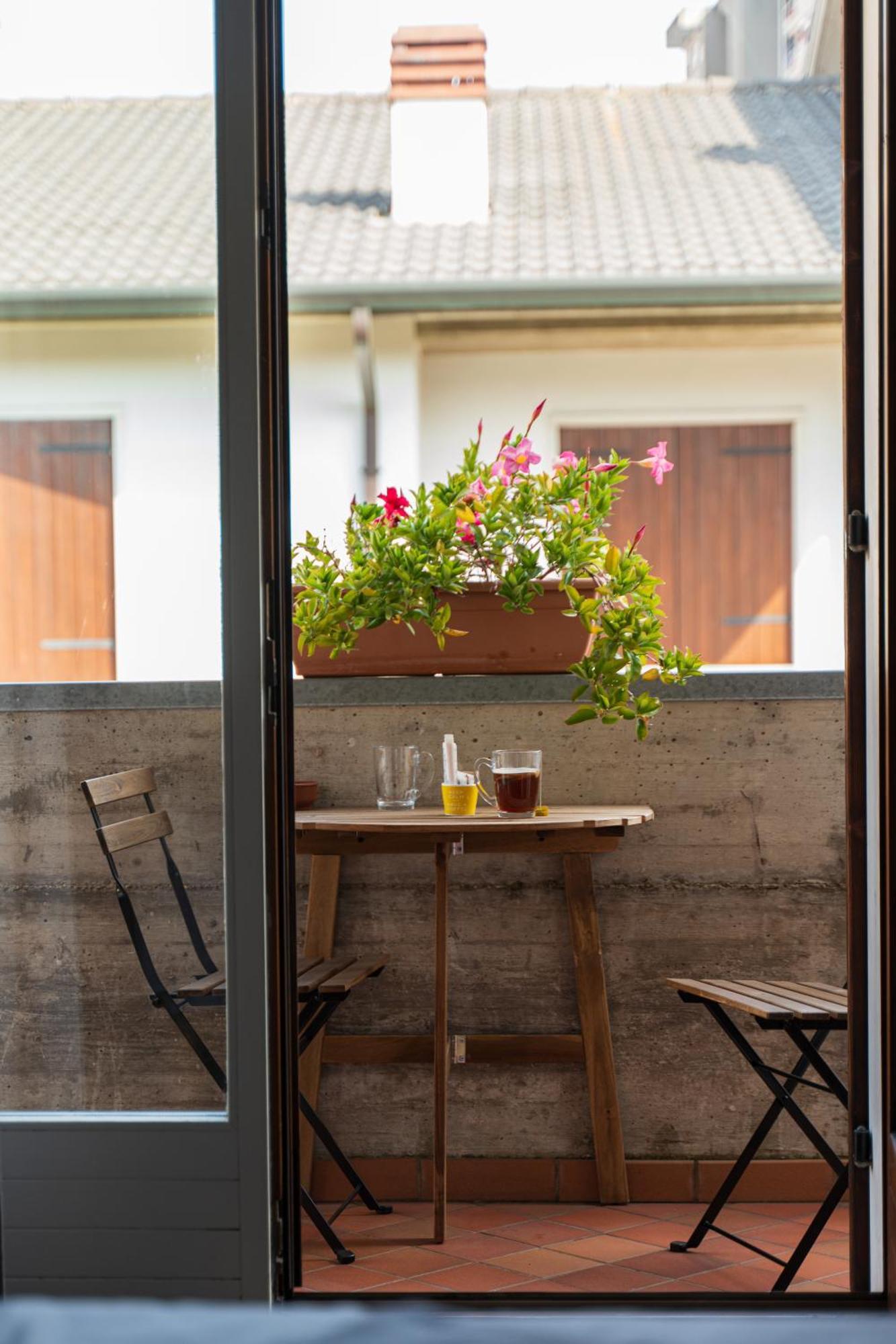 Bed And Bike เวโรนา ภายนอก รูปภาพ