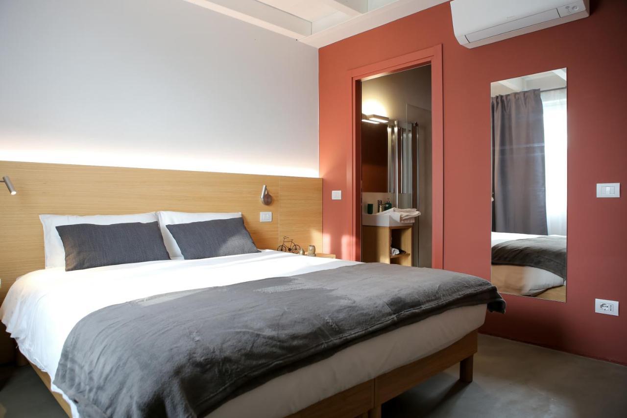 Bed And Bike เวโรนา ภายนอก รูปภาพ